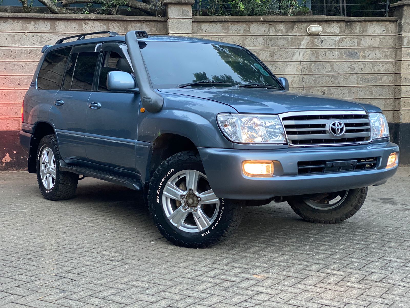 2006 Toyota Land Cruiser