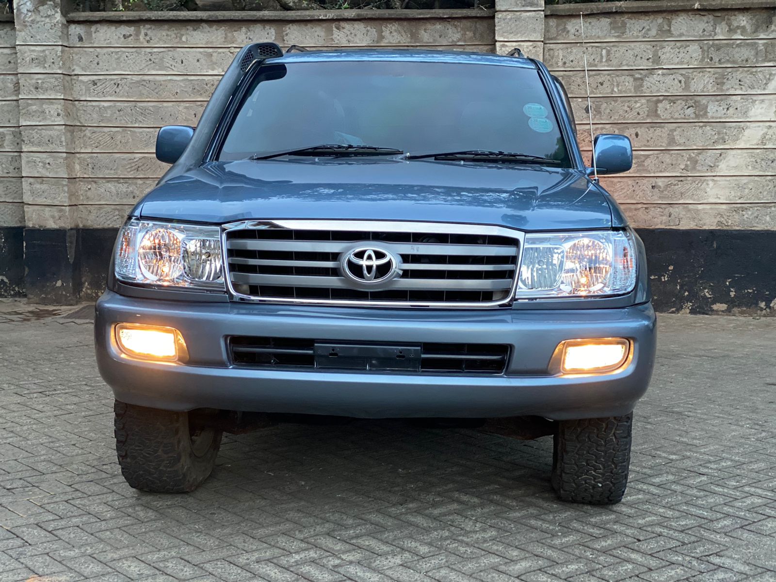 2006 Toyota Land Cruiser