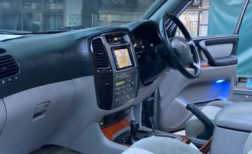 2006 Toyota Land Cruiser