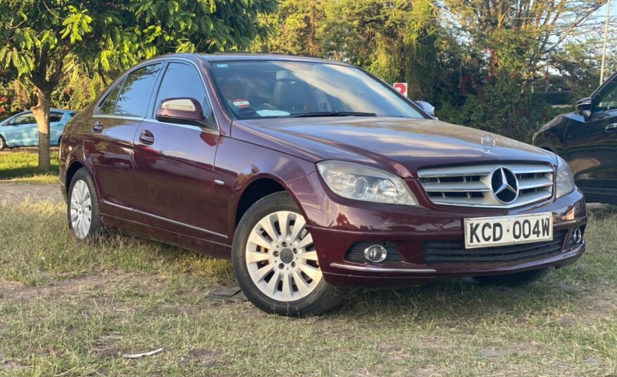 2009 Mercedes Benz C200