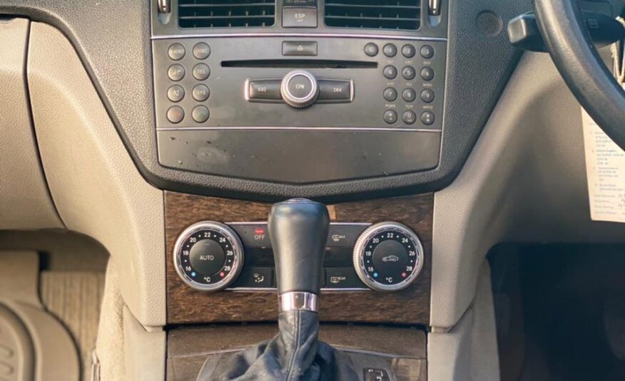 2009 Mercedes Benz C200