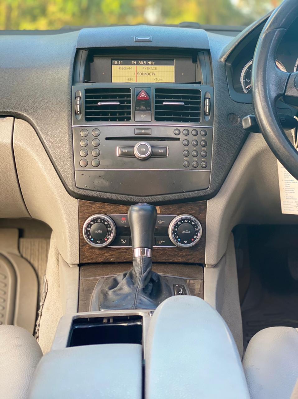 2009 Mercedes Benz C200