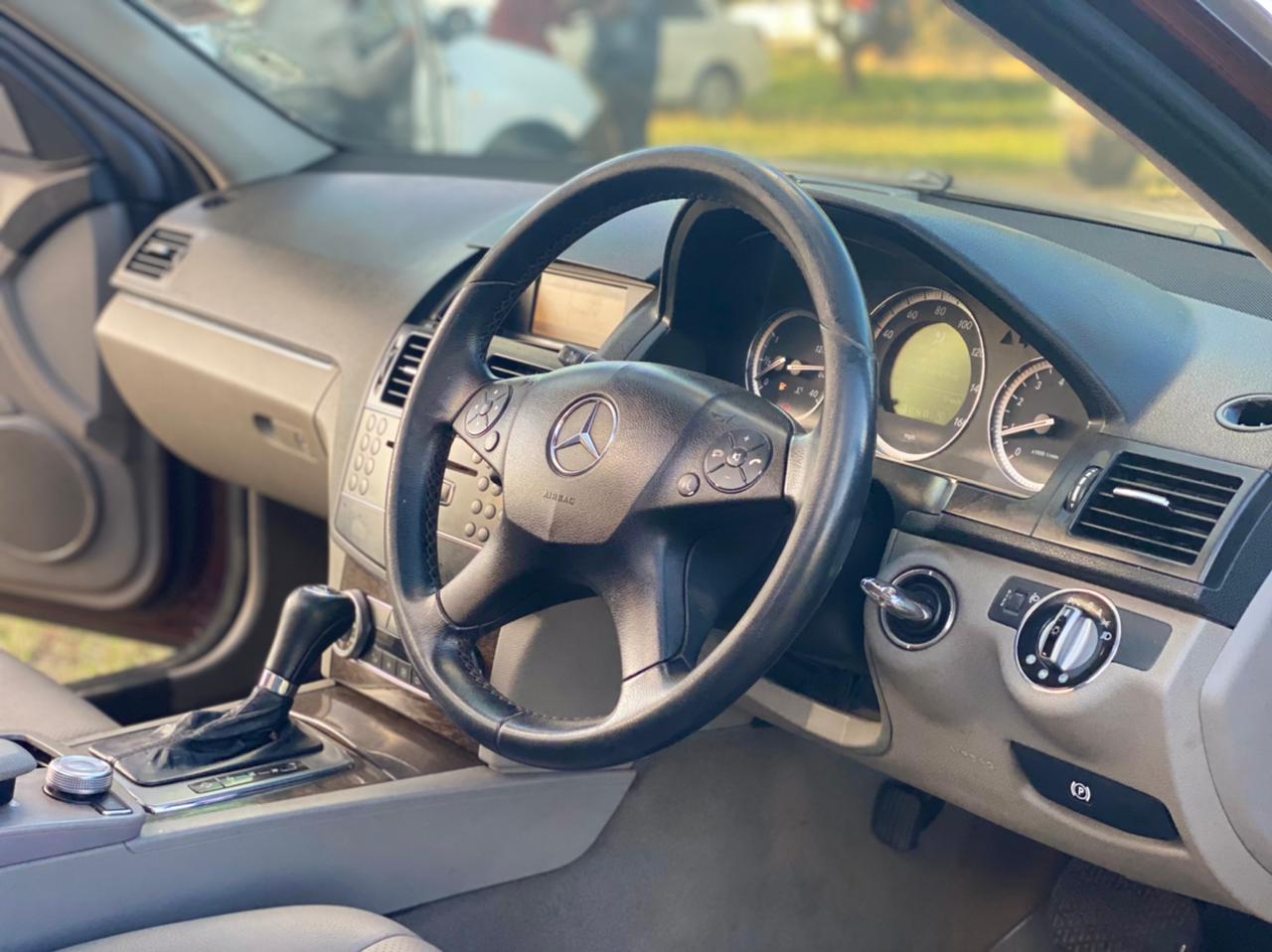2009 Mercedes Benz C200