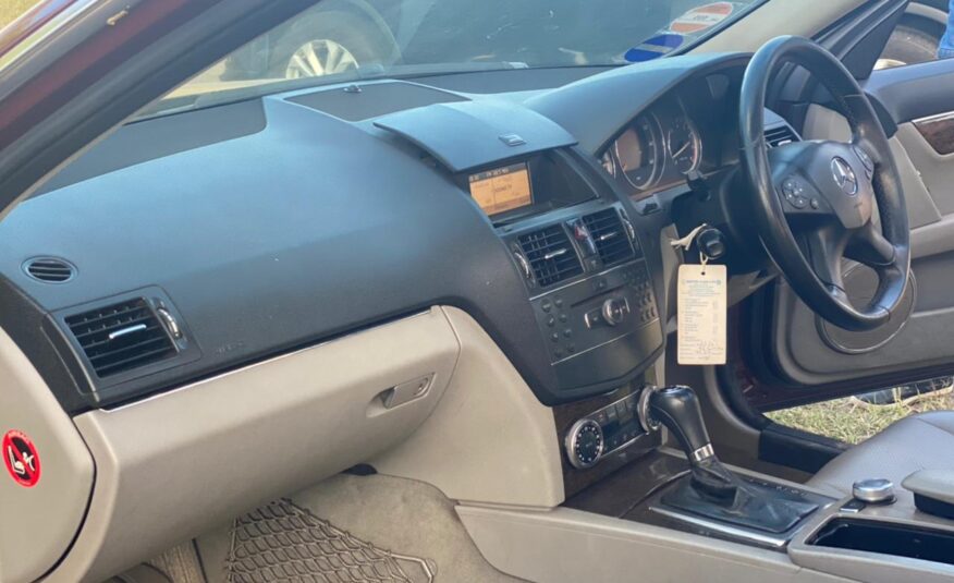 2009 Mercedes Benz C200