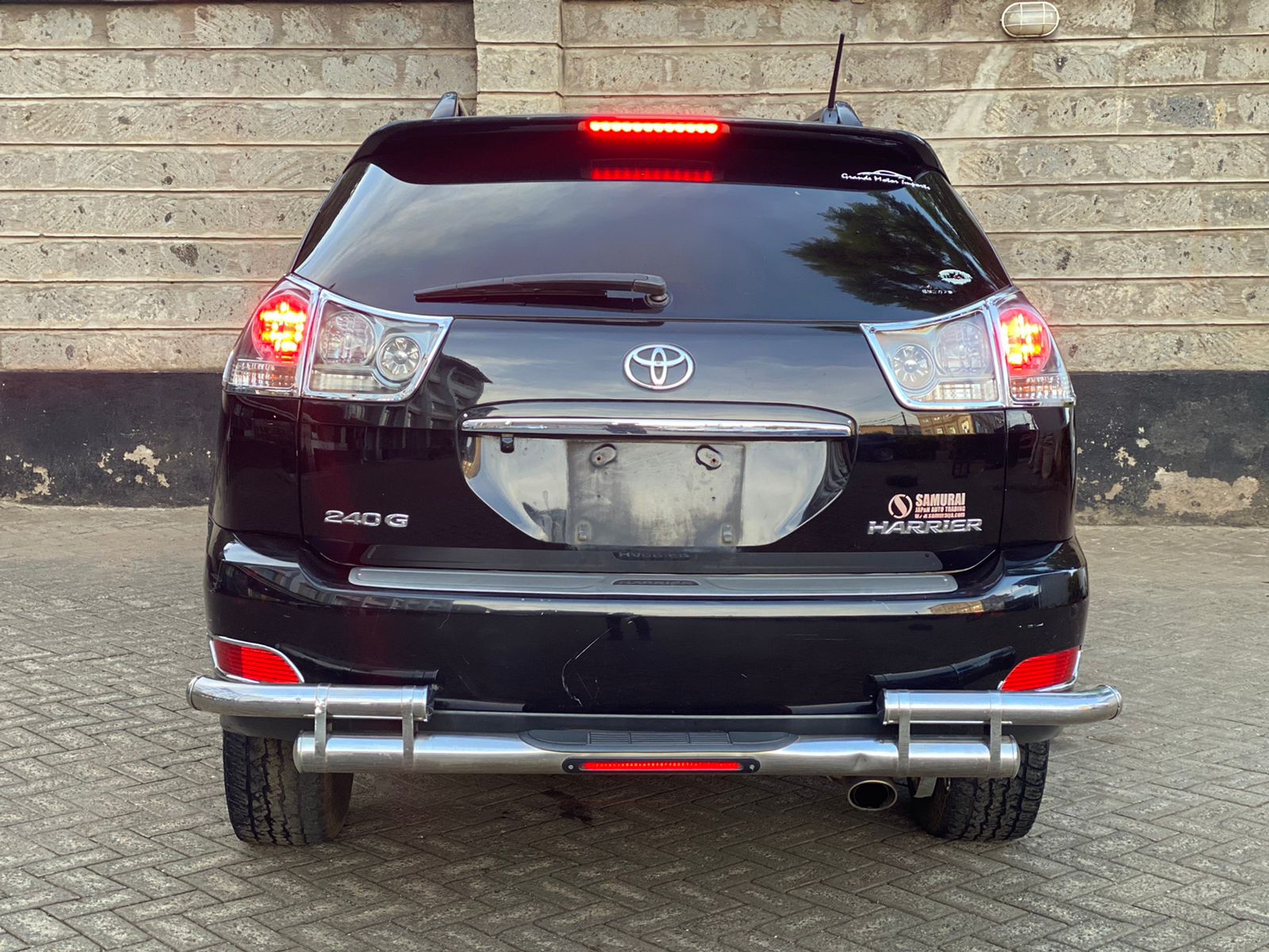 2010 Toyota Harrier