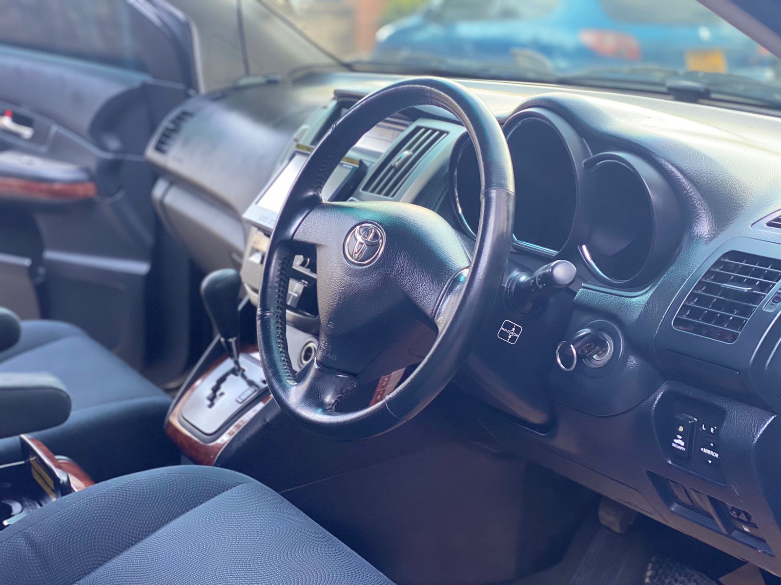 2010 Toyota Harrier