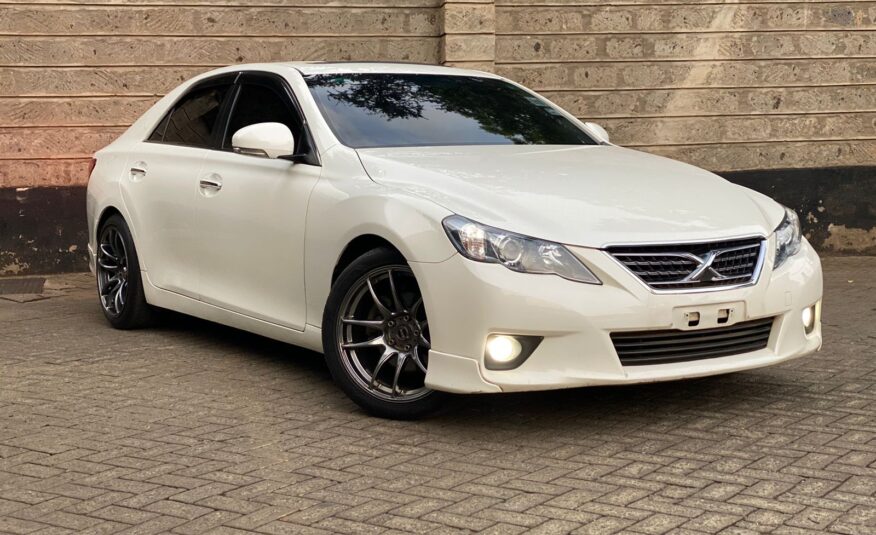 2011 Toyota Mark X