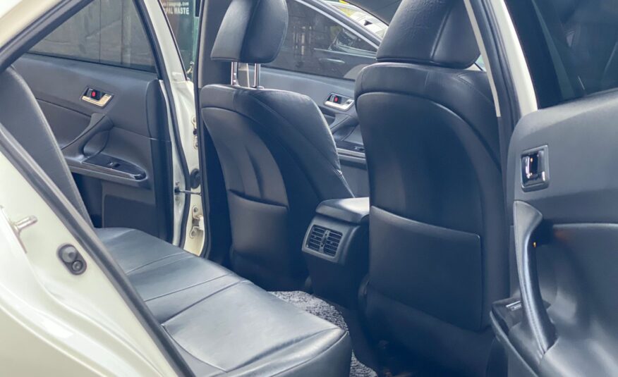 2011 Toyota Mark X