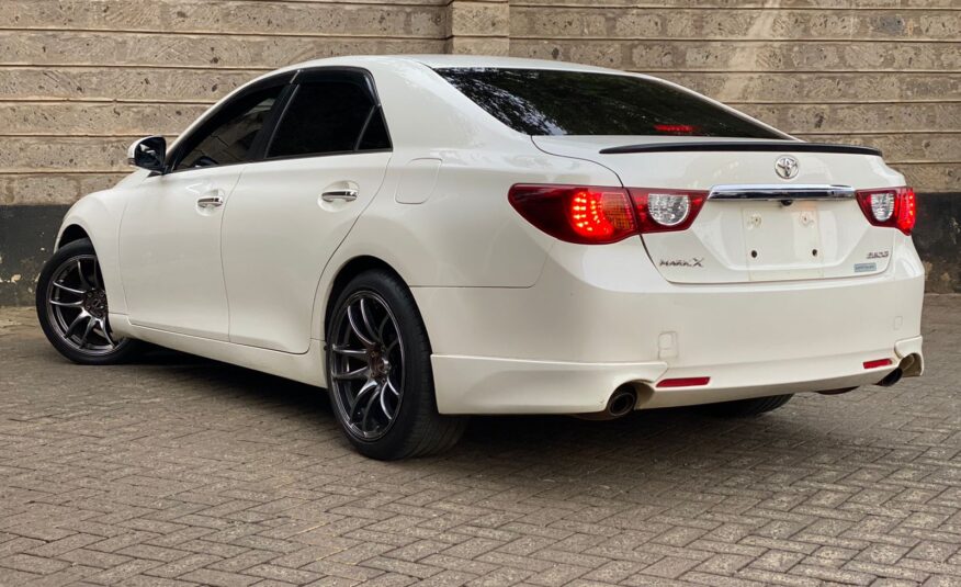 2011 Toyota Mark X