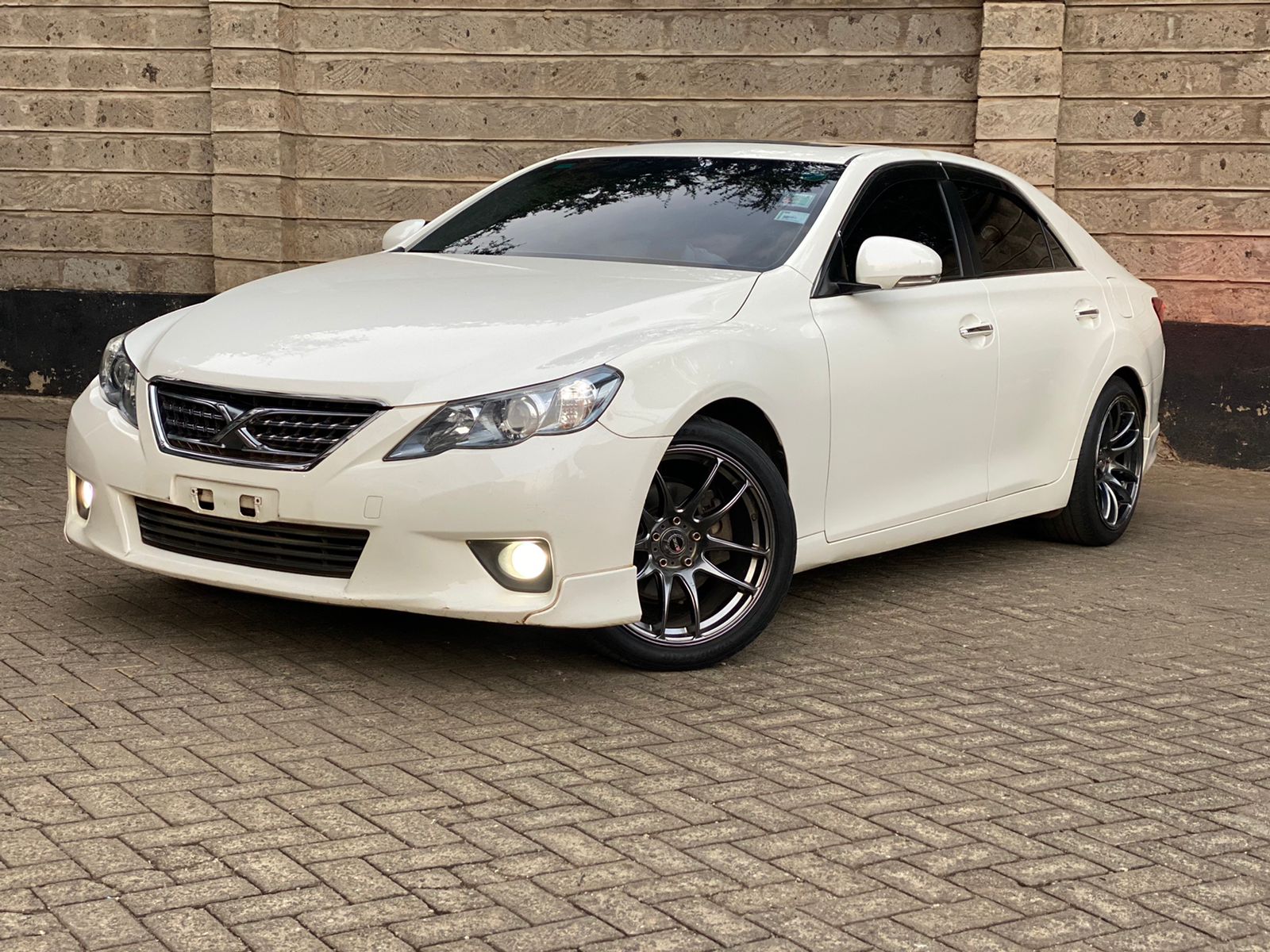 2011 Toyota Mark X