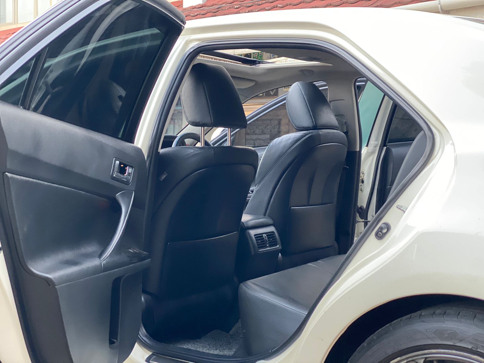 2011 Toyota Mark X