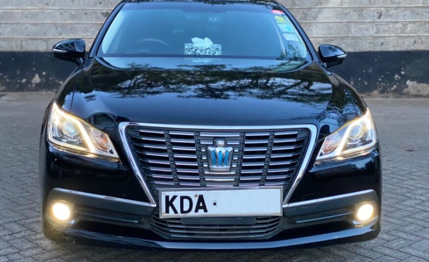 2013 Toyota Royal Crown