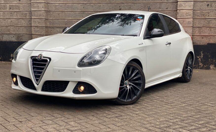 2014 Alfa Romeo Giulietta Sportiva