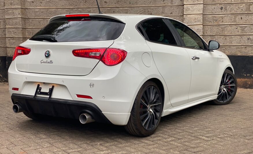 2014 Alfa Romeo Giulietta Sportiva
