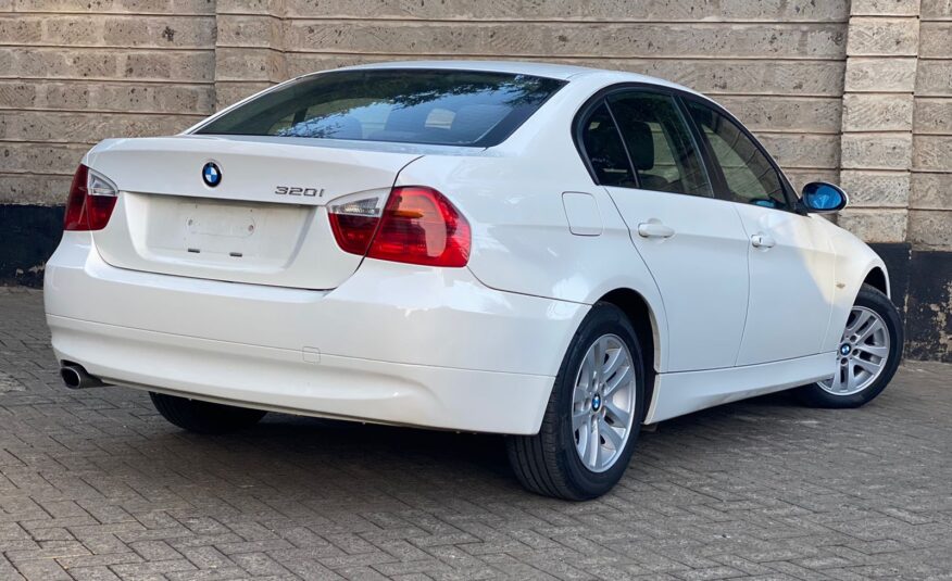 2014 BMW 320i