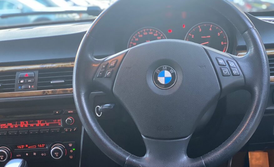2014 BMW 320i