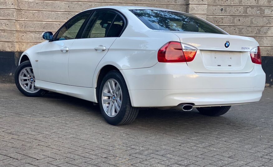 2014 BMW 320i