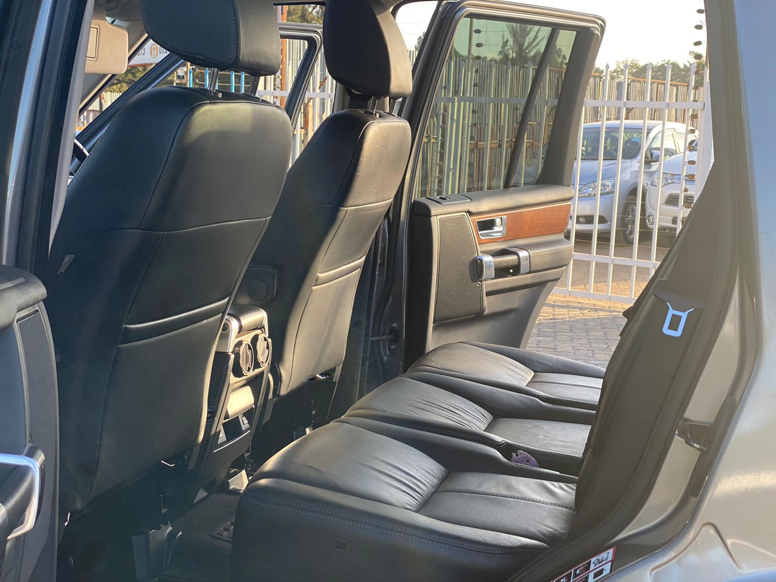 2014 Land Rover Discovery 4