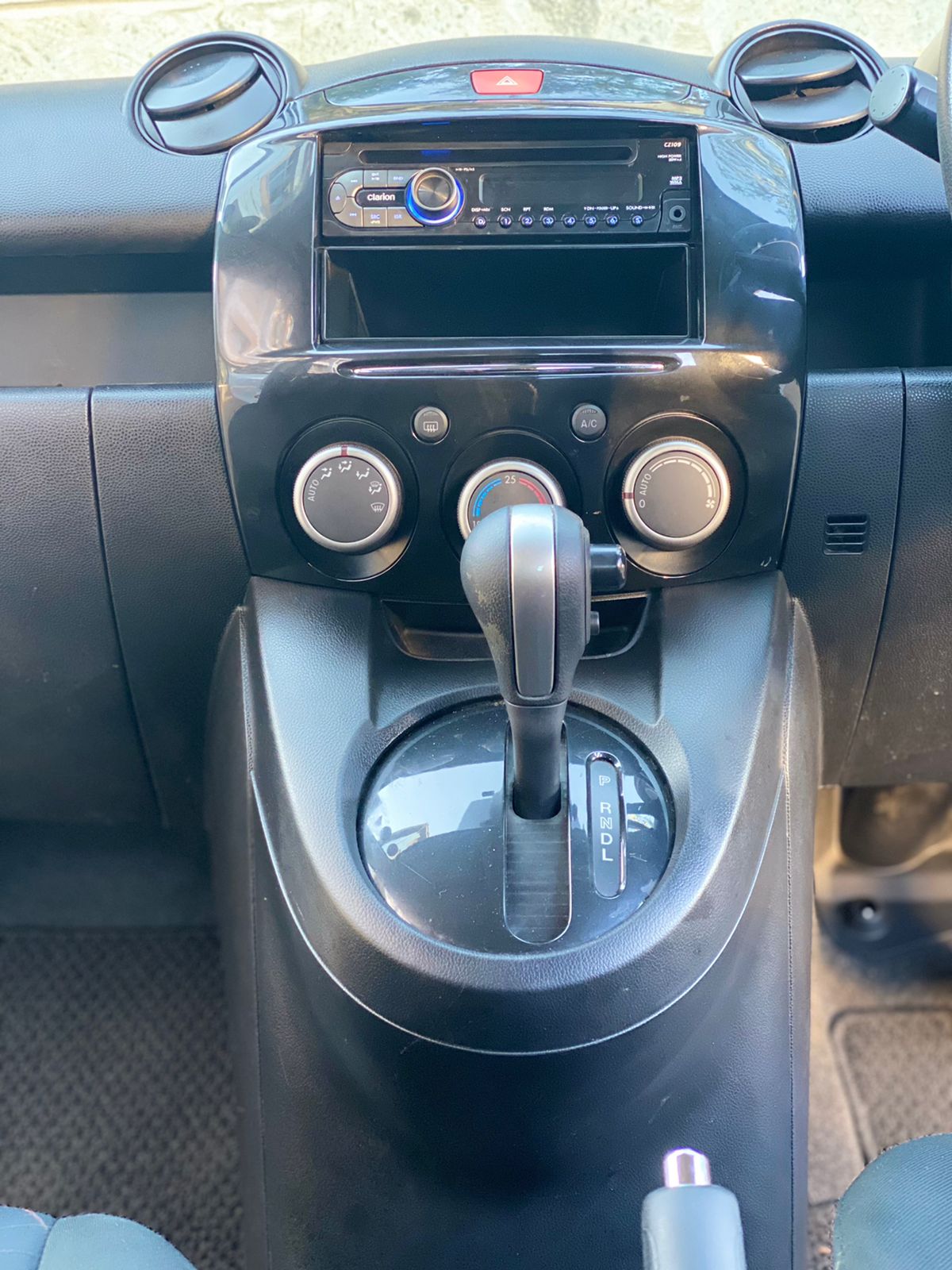 2014 Mazda Demio