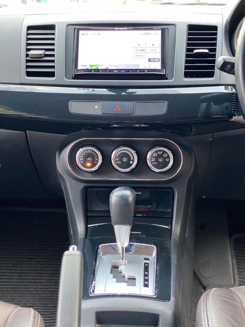 2014 Mitsubishi Galant