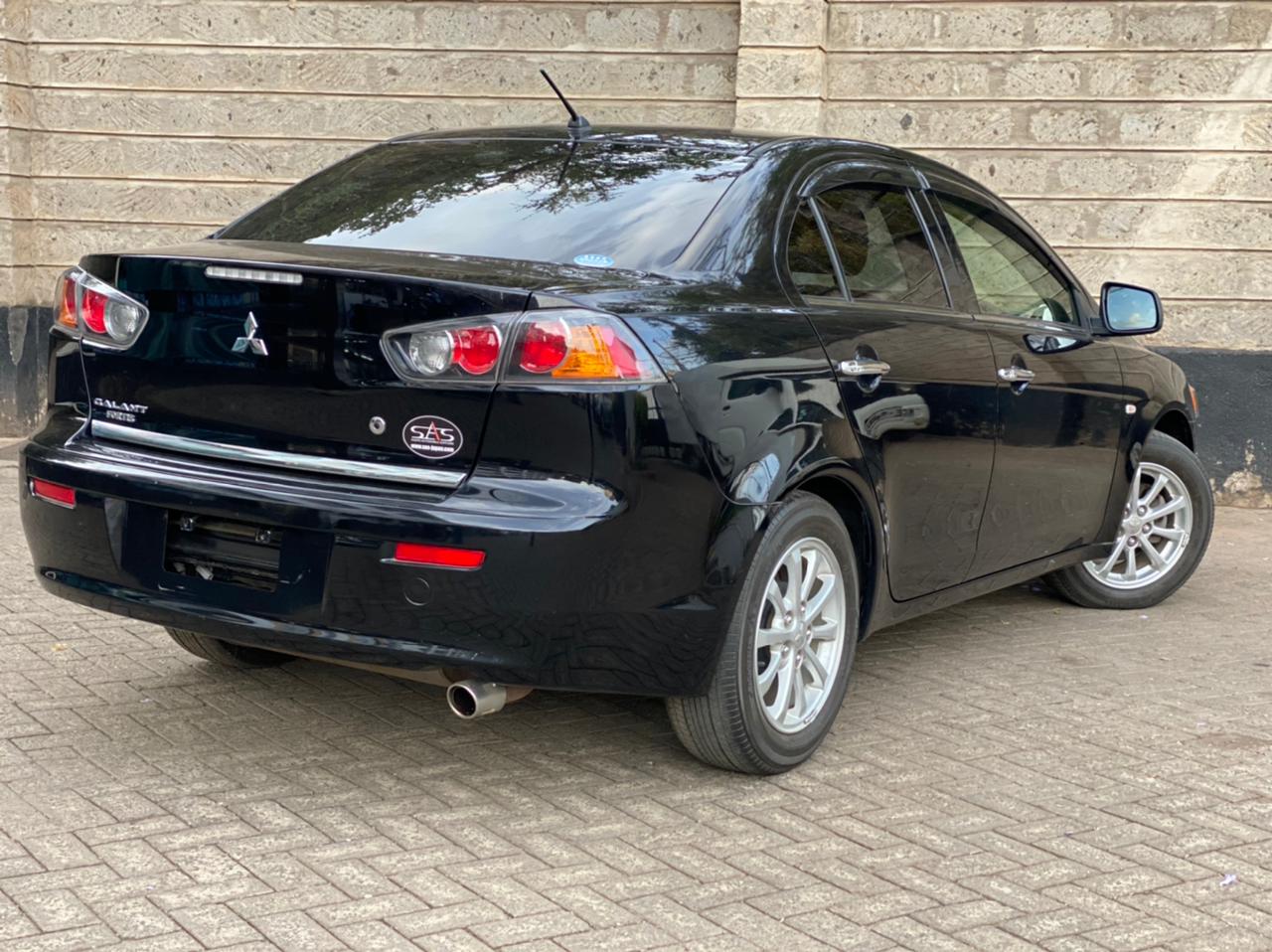 2014 Mitsubishi Galant