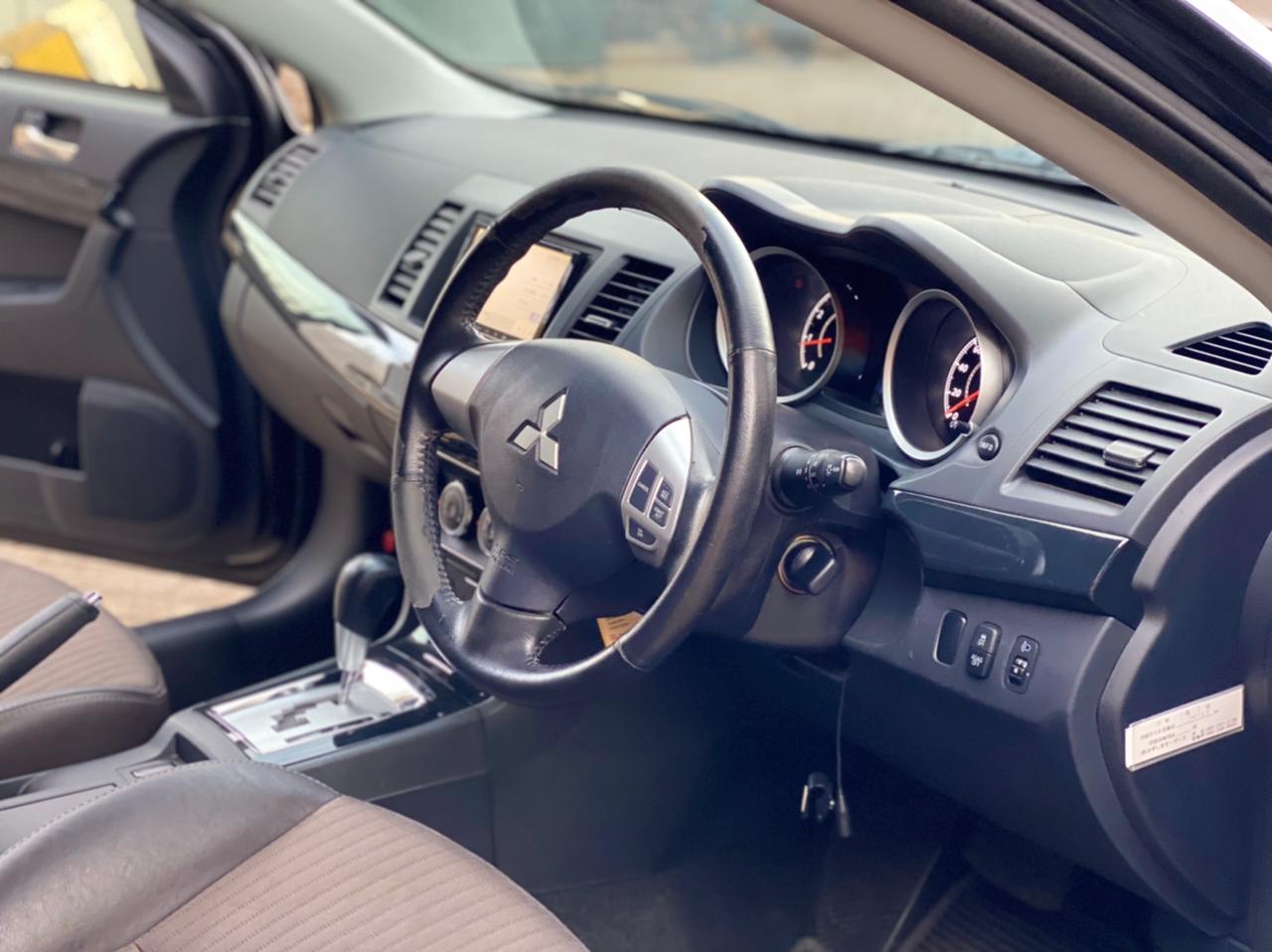 2014 Mitsubishi Galant