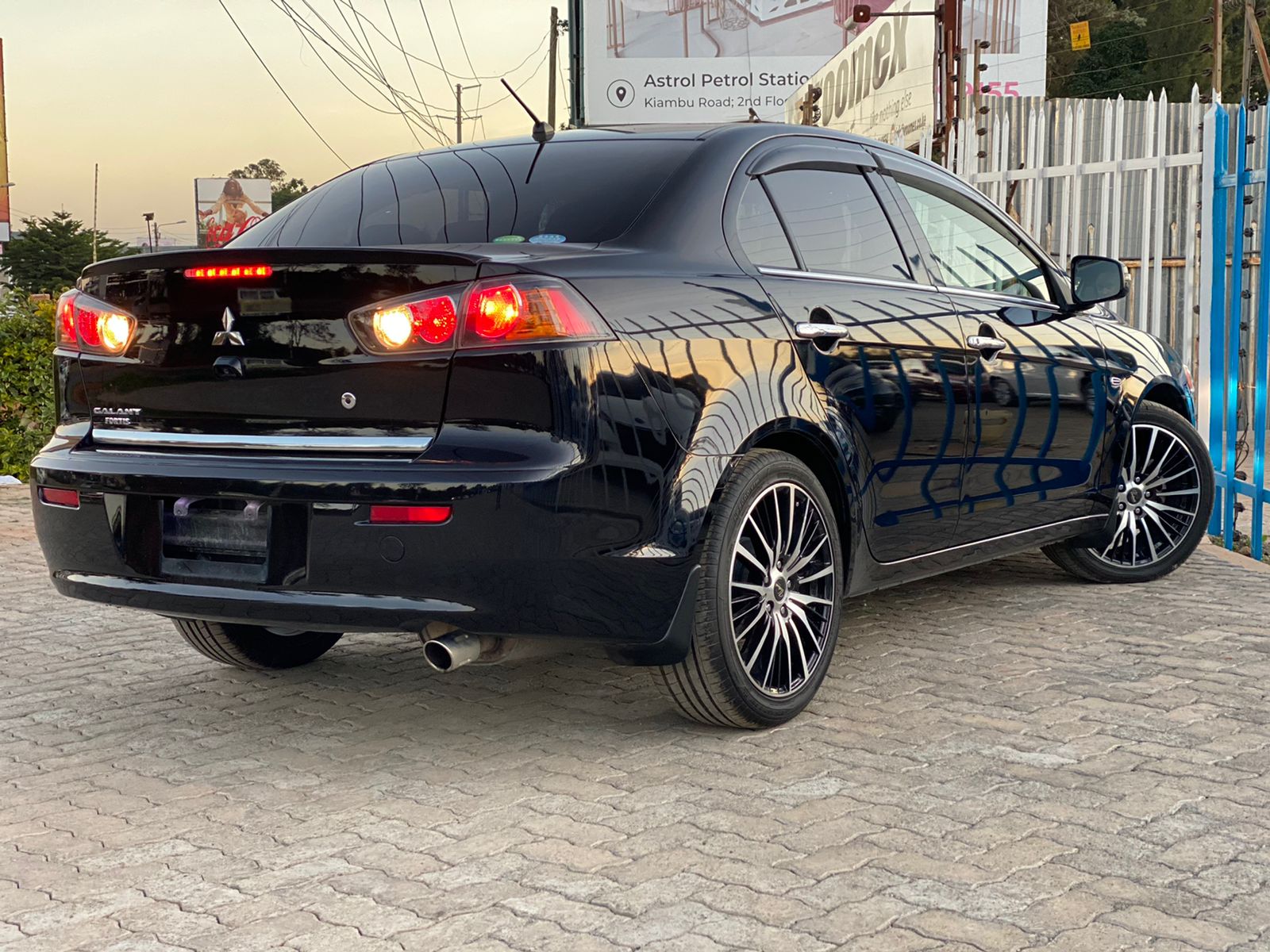 2014 Mitsubishi Galant