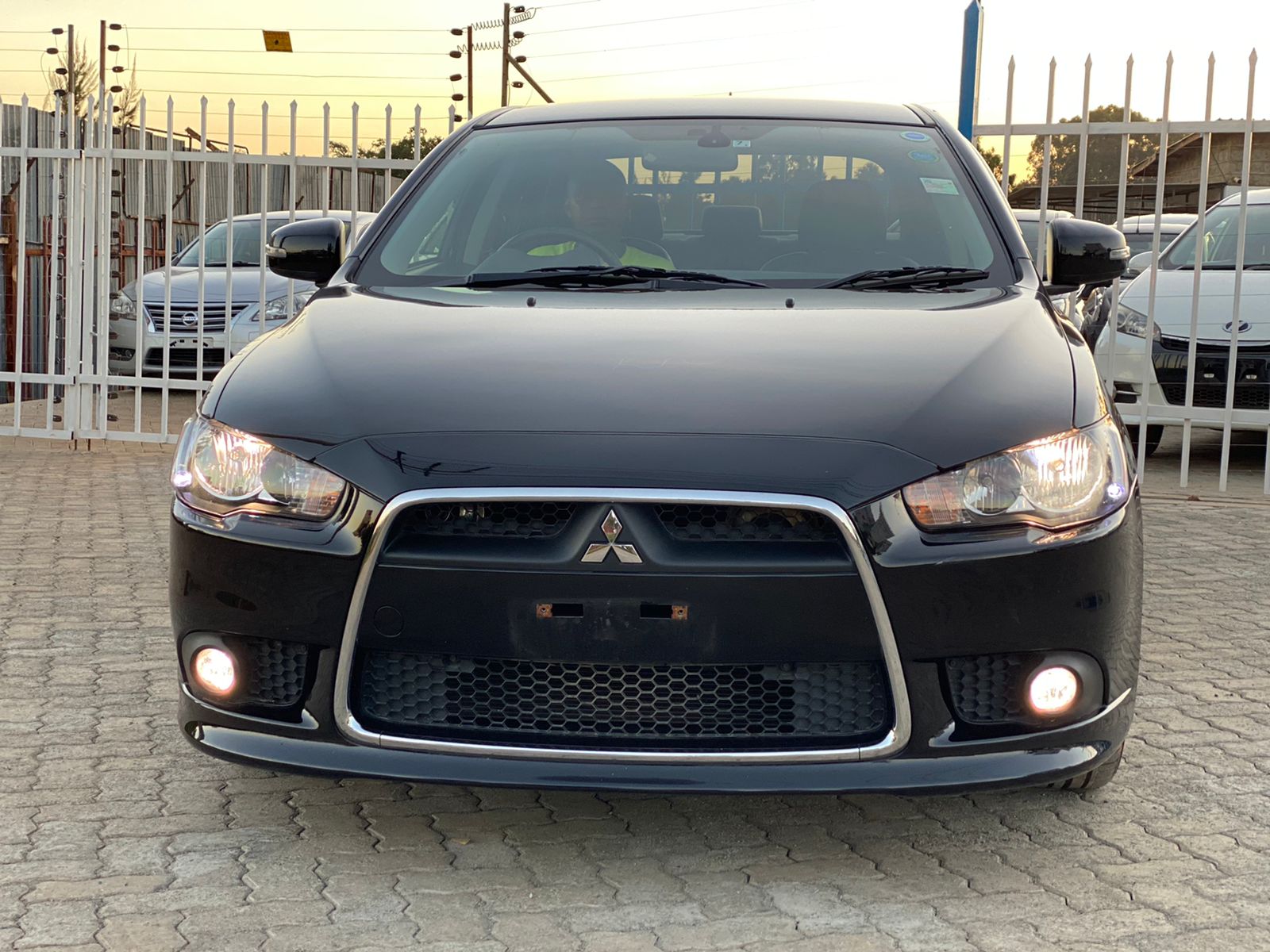 2014 Mitsubishi Galant
