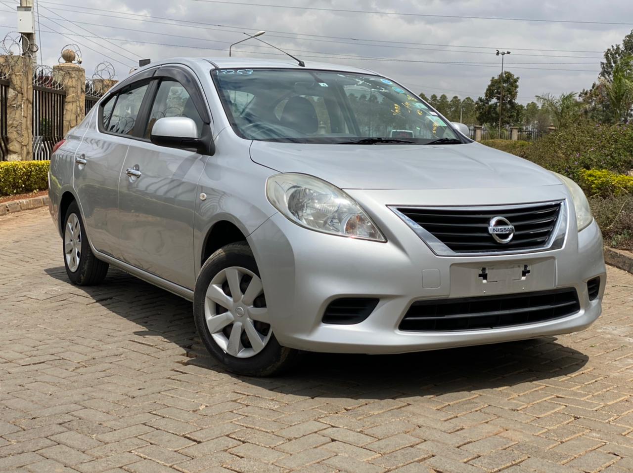 2014 Nissan Tiida