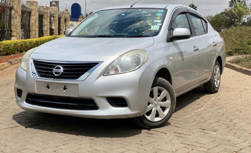 2014 Nissan Tiida
