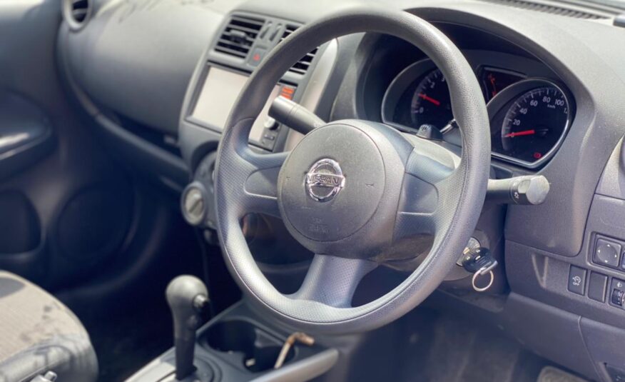 2014 Nissan Tiida