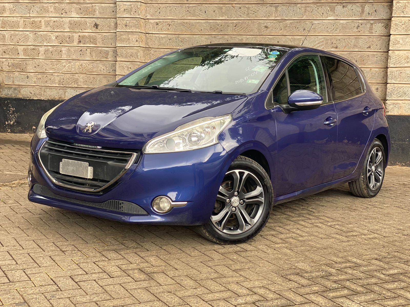 2014 Peugeot 208 Roland