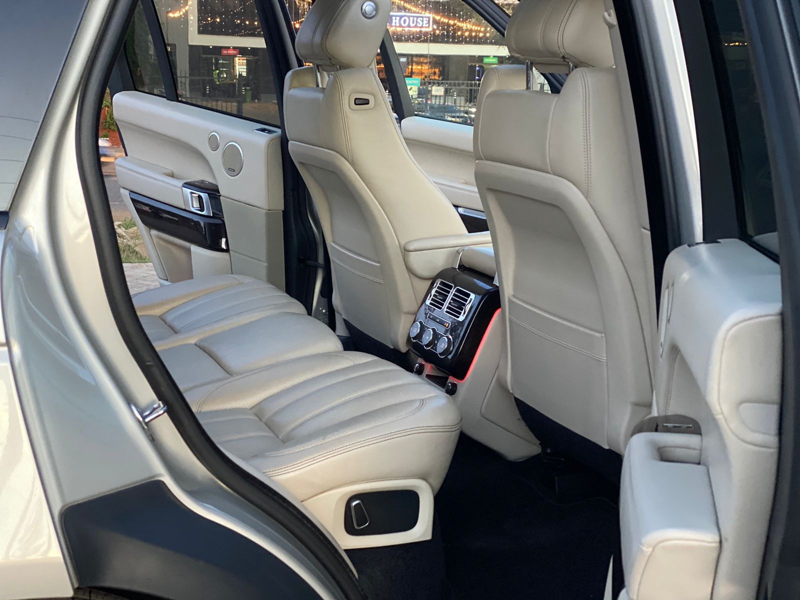 2014 Land Rover Range Rover Vogue SE SDV8