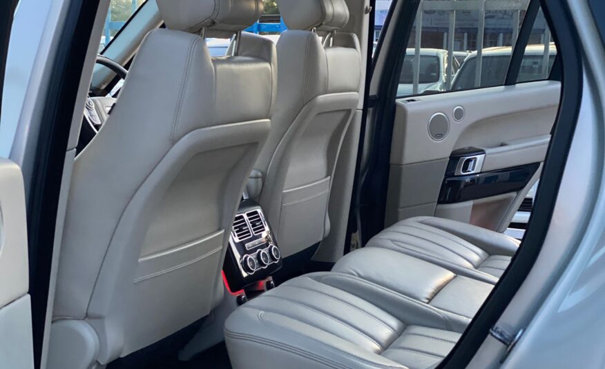 2014 Land Rover Range Rover Vogue SE SDV8