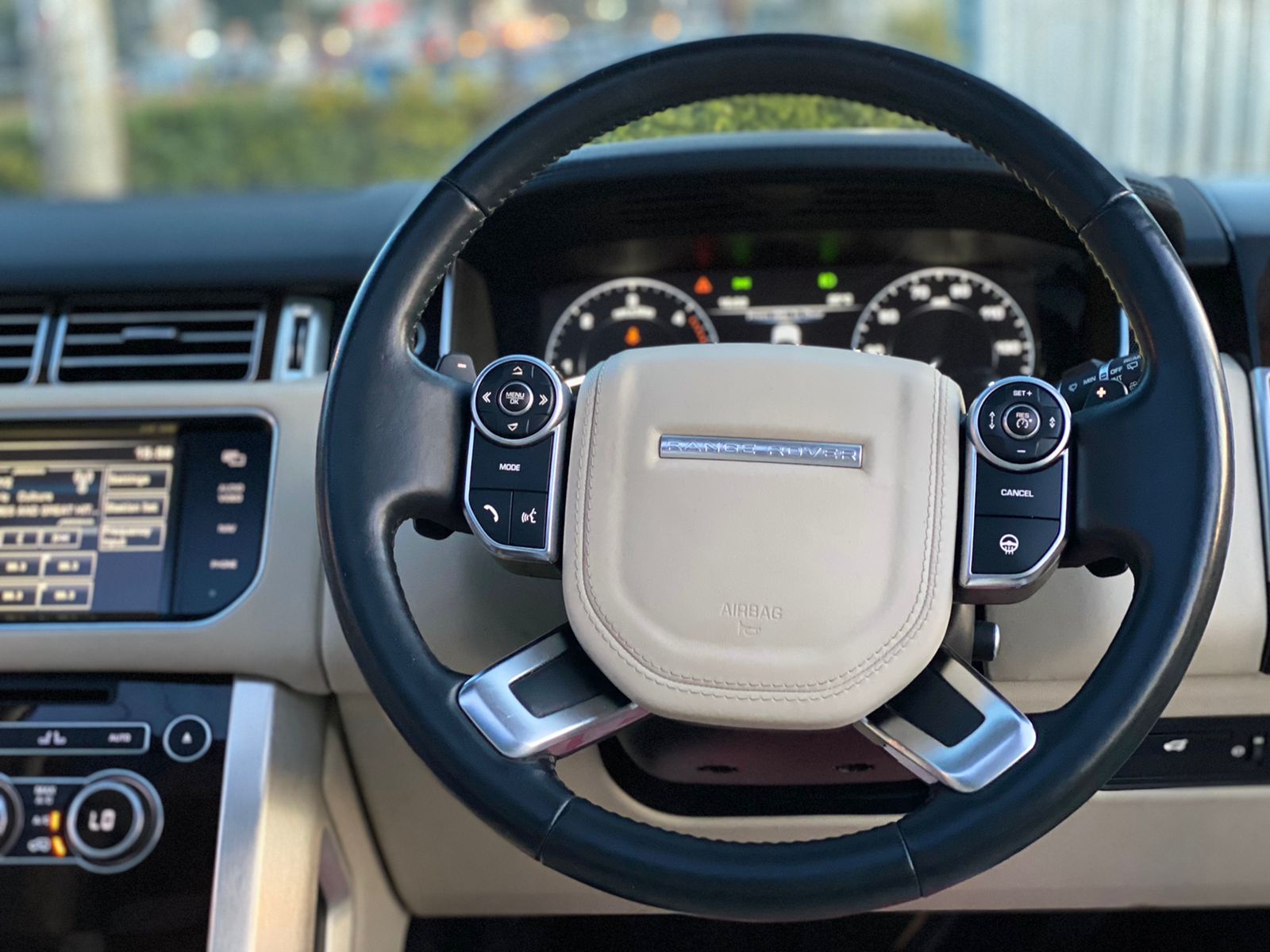 2014 Land Rover Range Rover Vogue SE SDV8