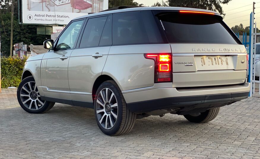 2014 Land Rover Range Rover Vogue SE SDV8