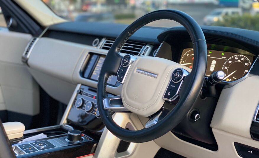 2014 Land Rover Range Rover Vogue SE SDV8