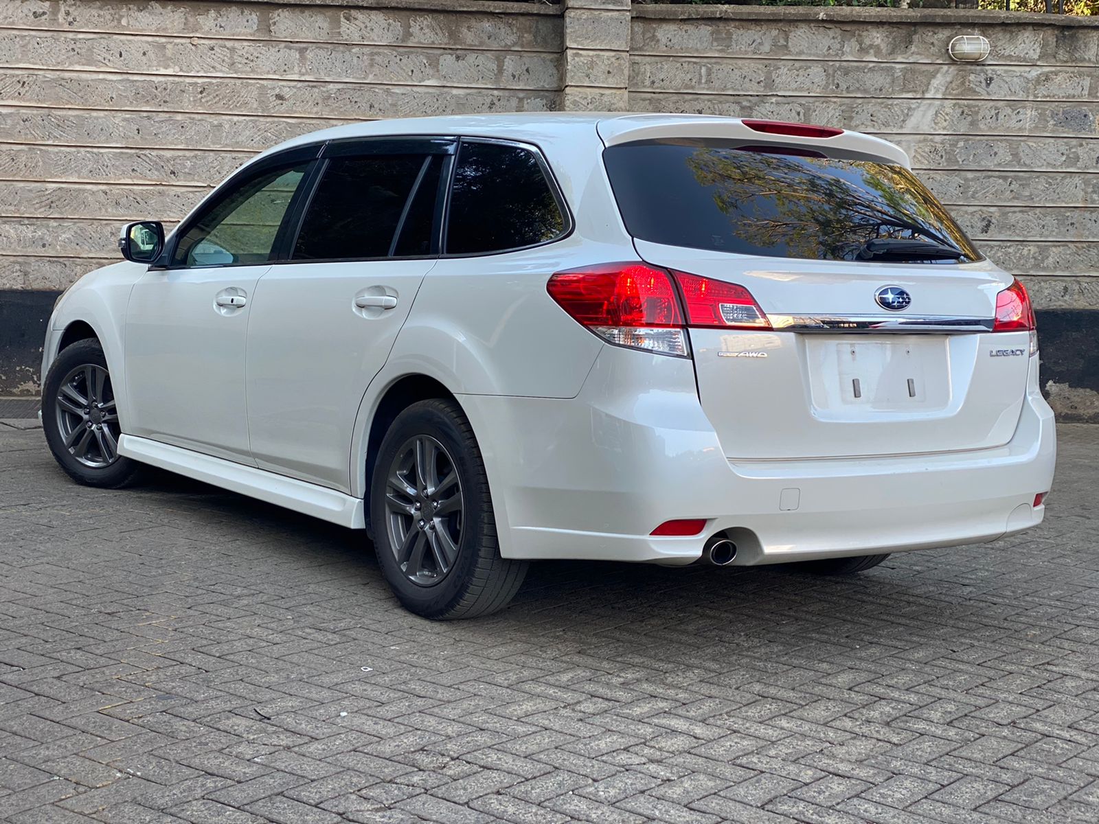 2014 Subaru Legacy BRM