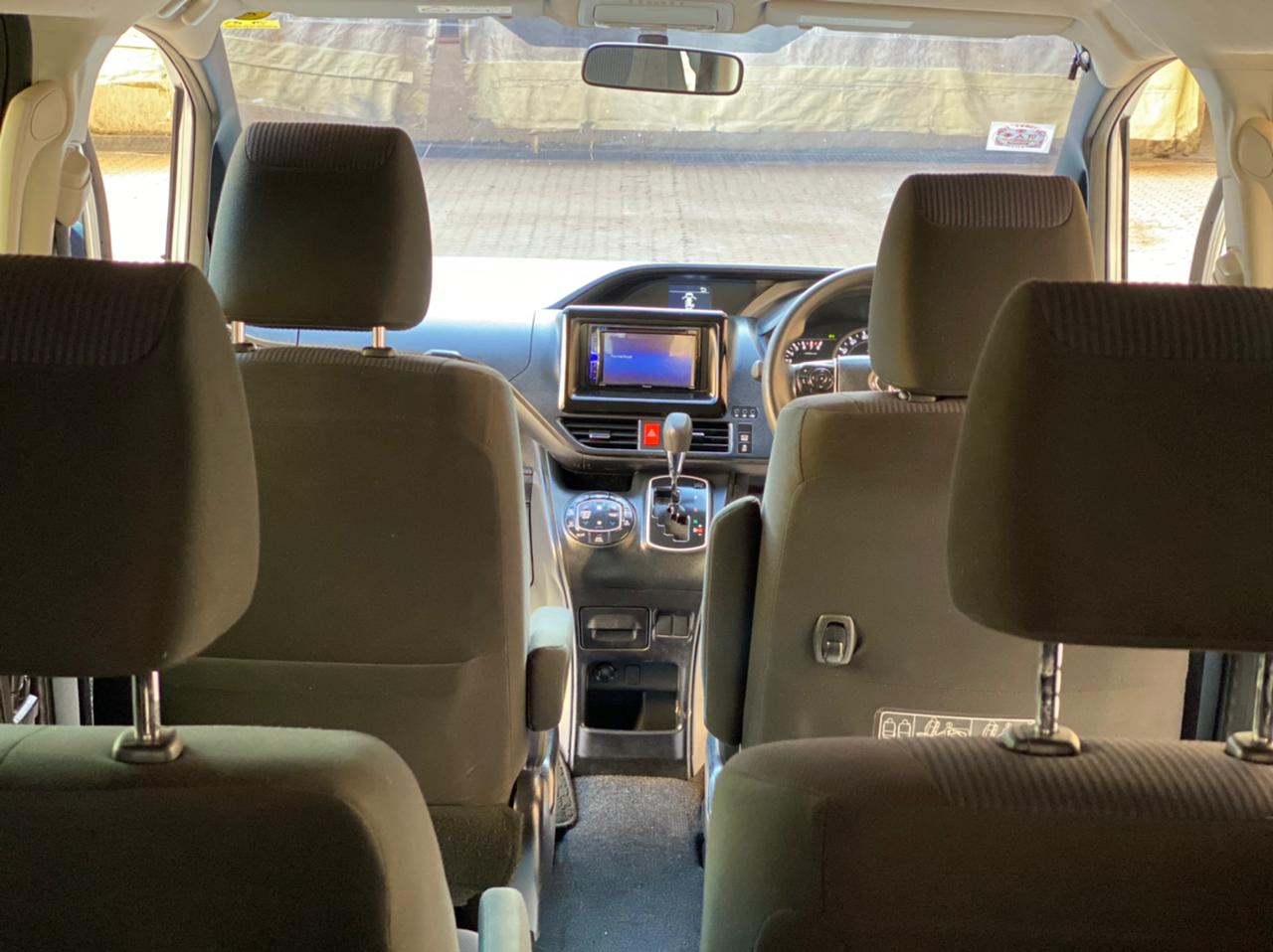 2014 Toyota Noah (New-shape)