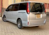 2014 Toyota Noah (New-shape)