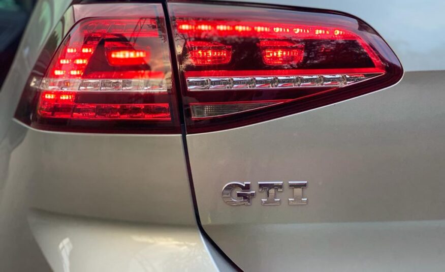 2014 Volkswagen Golf GTI MK7