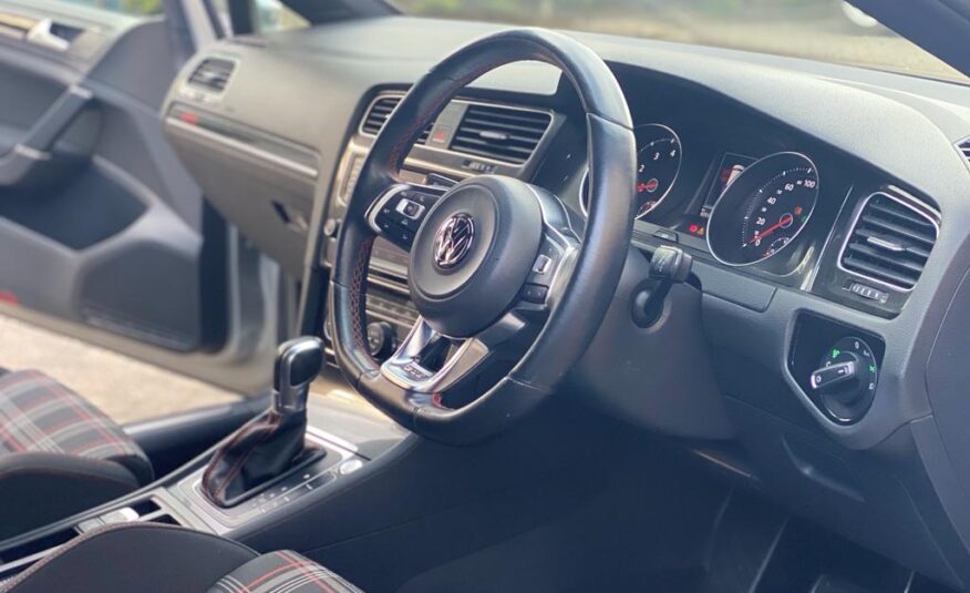2014 Volkswagen Golf GTI MK7