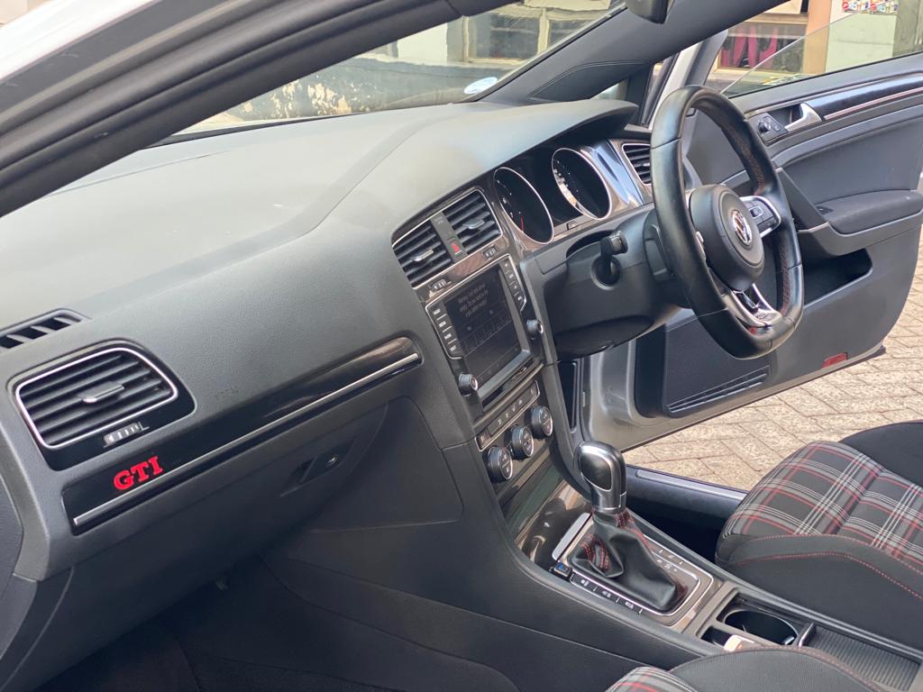 2014 Volkswagen Golf GTI MK7