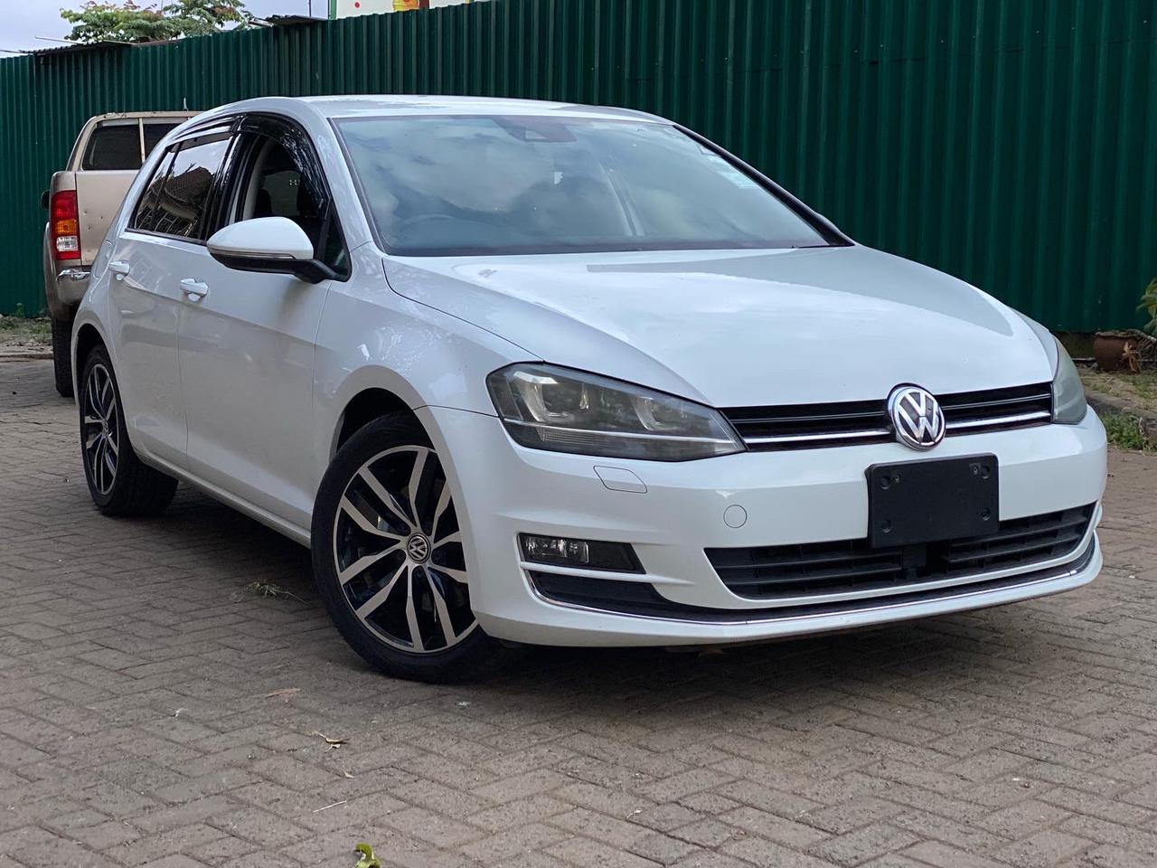 2014 Volkswagen Golf TSI
