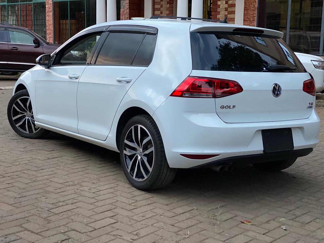 2014 Volkswagen Golf TSI