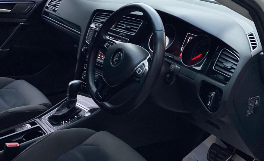 2014 Volkswagen Golf TSI