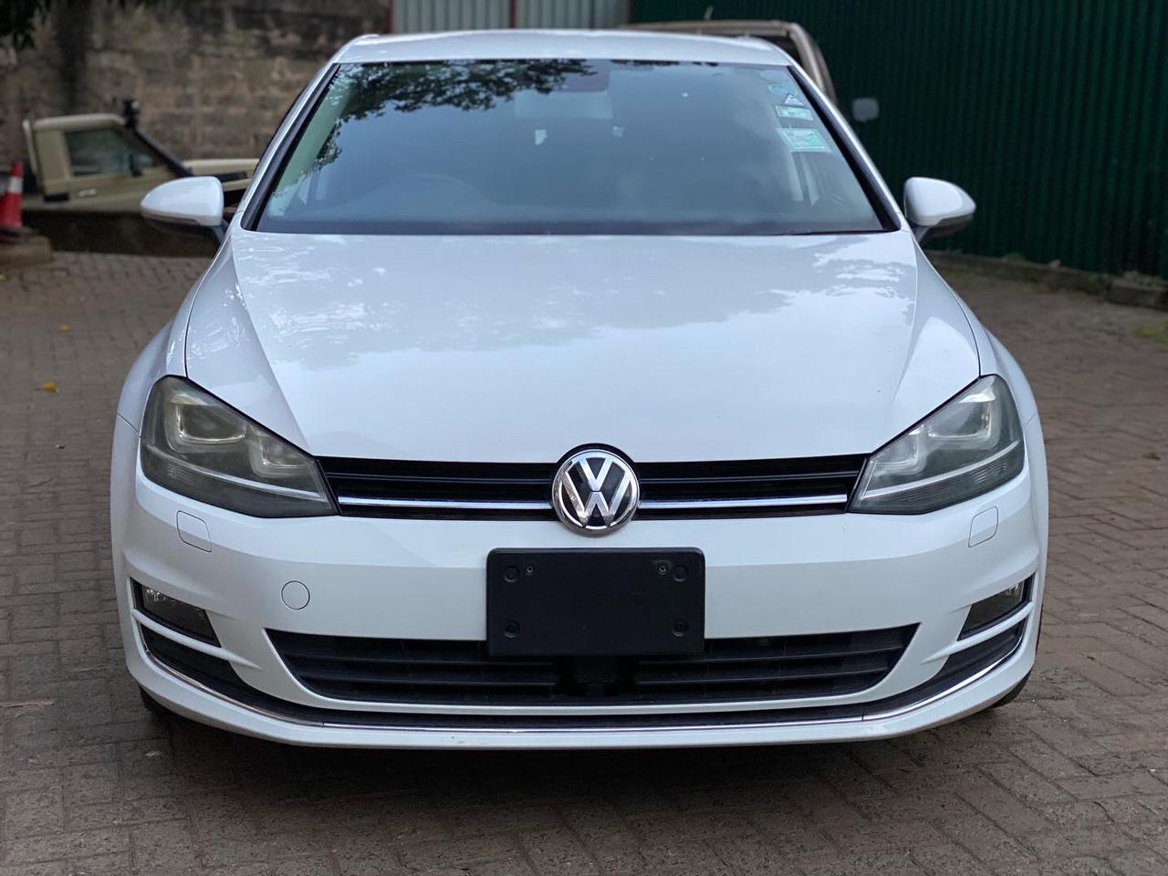 2014 Volkswagen Golf TSI