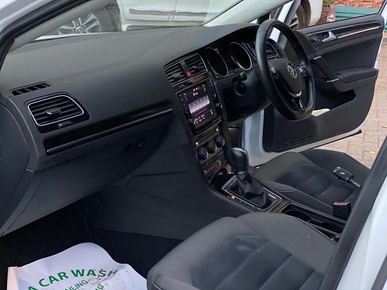 2014 Volkswagen Golf TSI