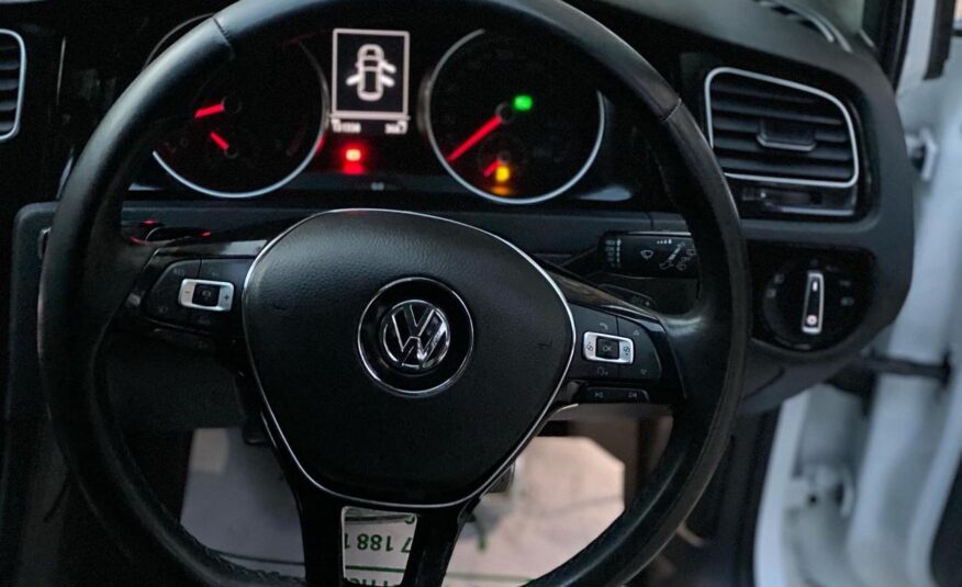 2014 Volkswagen Golf TSI