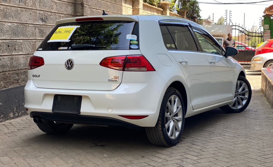 2014 Volkswagen Golf TSI Highline